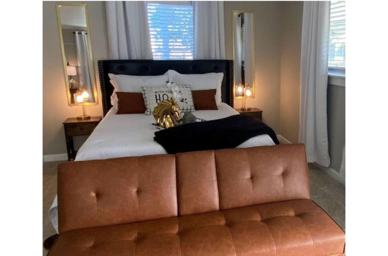 Stunning Cozy Downtown Guesthouse San Antonio Exteriör bild